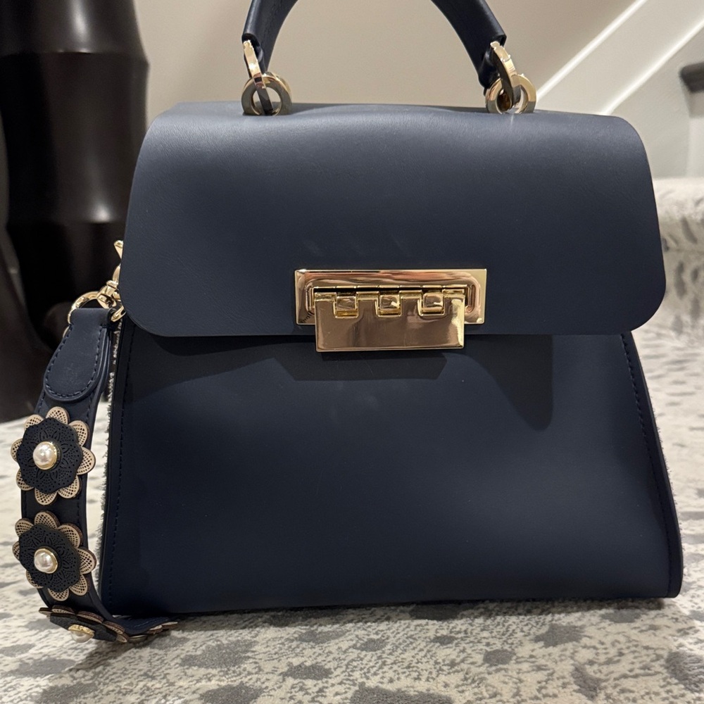 Zac Posen Elegant Navy Blue Handbag - Picture 12 of 12